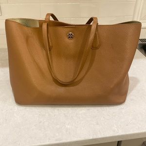 Tory Burch Tan Over the Shoulder Catch All Tote